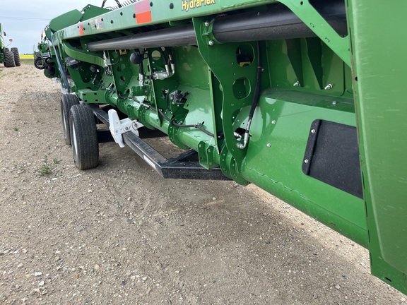 2017 John Deere 640FD Header Combine