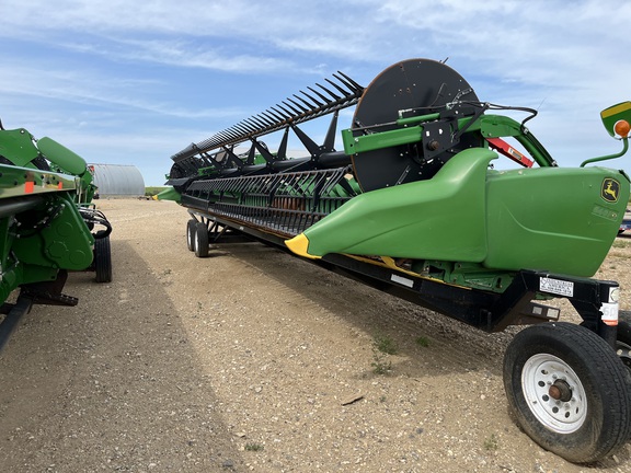 2017 John Deere 640FD Header Combine