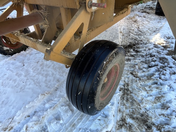 2008 Haybuster 2650 Bale Processor