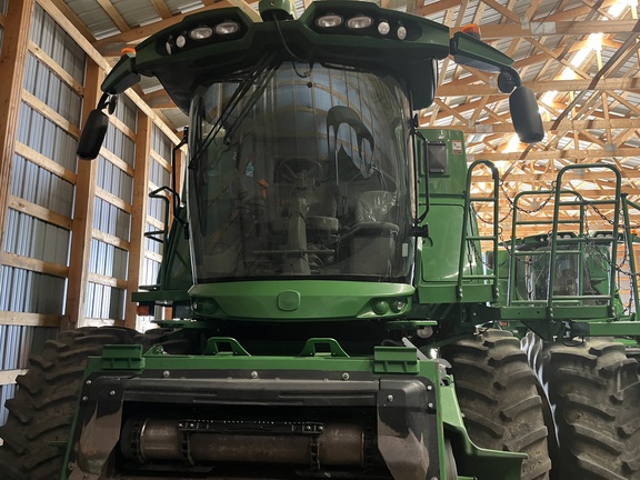 2018 John Deere S780 Combine