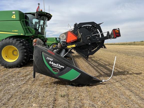 2021 MacDon FD140 Header Combine