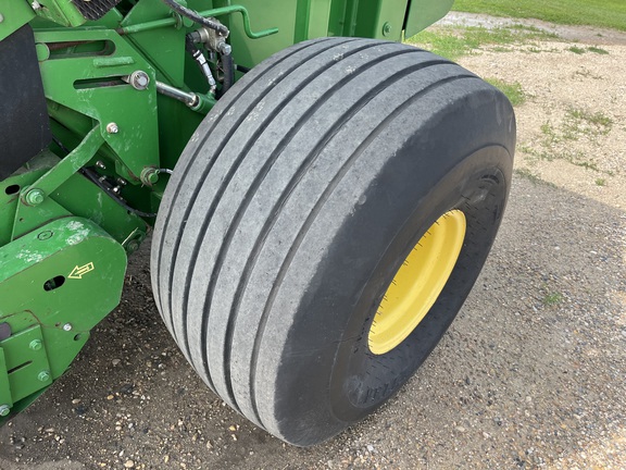 2013 John Deere 569 Premium Baler/Round