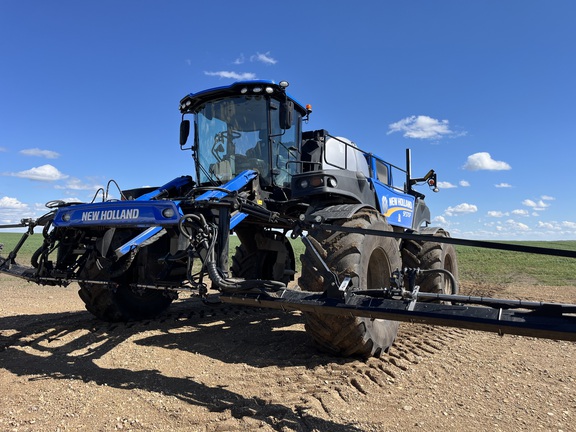 2022 New Holland SP.370F Sprayer/High Clearance