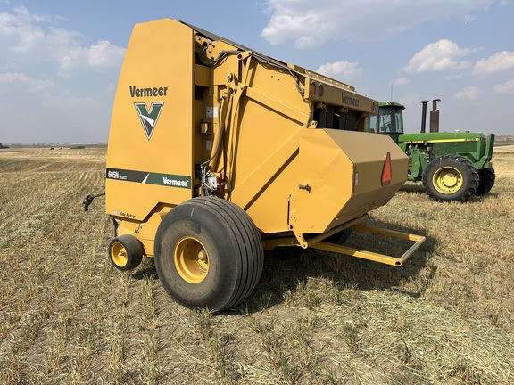 2019 Vermeer 605N Baler/Round