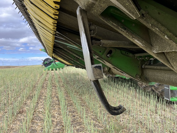 2018 John Deere 640FD Header Combine