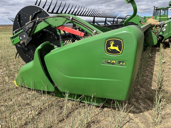 2017 John Deere 640FD Header Combine