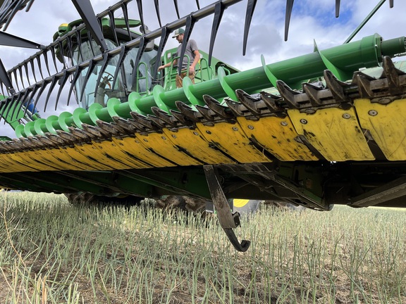 2017 John Deere 640FD Header Combine