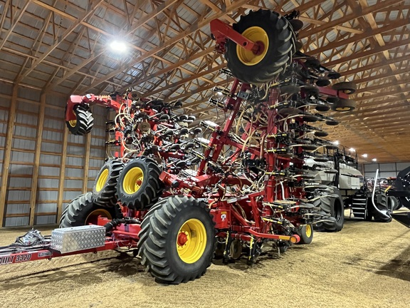 2016 Bourgault 3320 Air Seeder