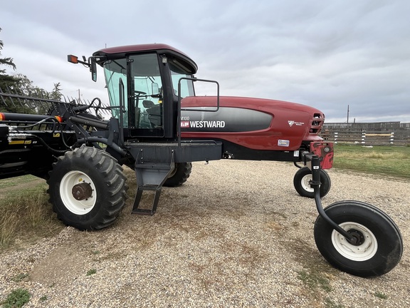 2009 MacDon M100 Windrower