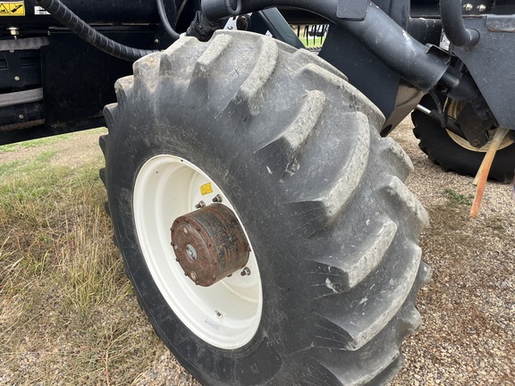 2009 MacDon M100 Windrower