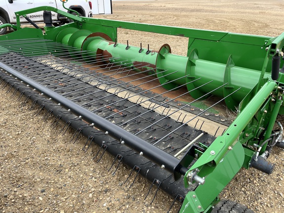 2013 John Deere 615P Header Combine