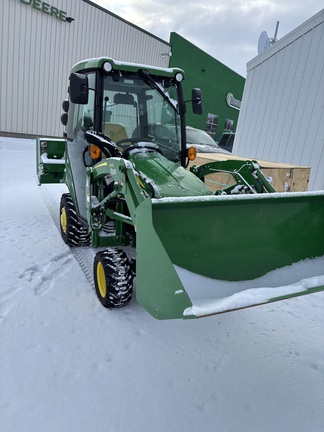 2023 John Deere 1025R Tractor Compact