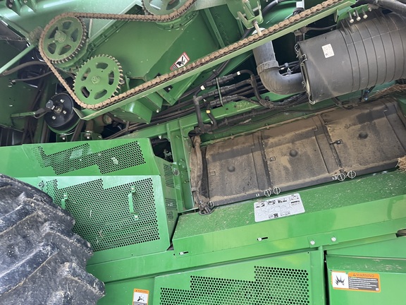 2018 John Deere S790 Combine