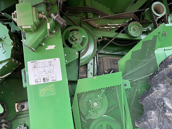 2018 John Deere S790 Combine