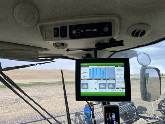 2018 John Deere S790 Combine