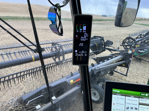 2018 John Deere S790 Combine