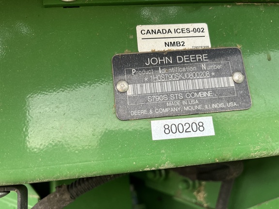 2018 John Deere S790 Combine
