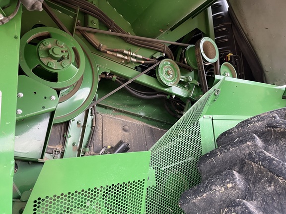 2018 John Deere S790 Combine
