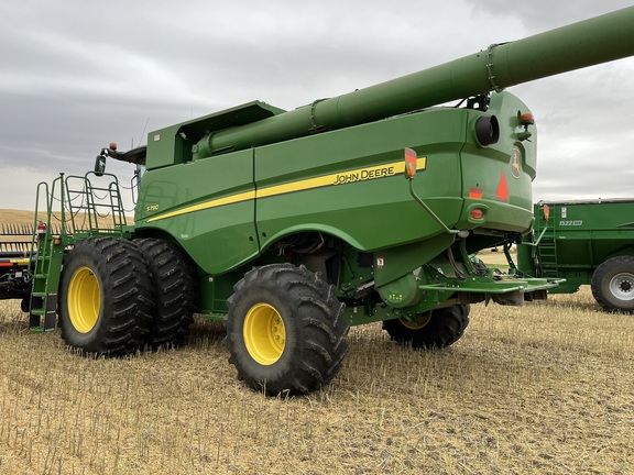 2018 John Deere S790 Combine