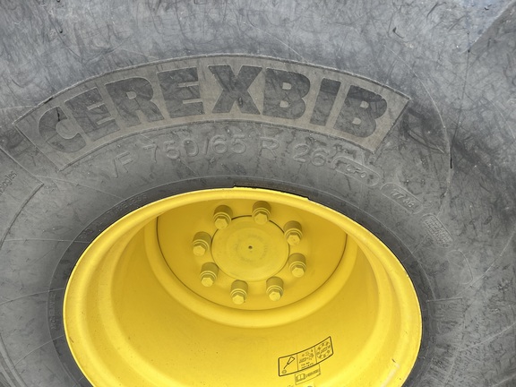 2016 John Deere S690 Combine