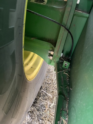 2016 John Deere S690 Combine