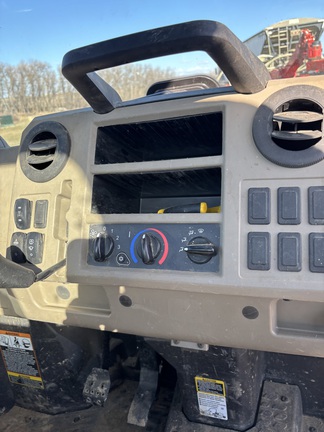 2022 John Deere XUV 835R ATV