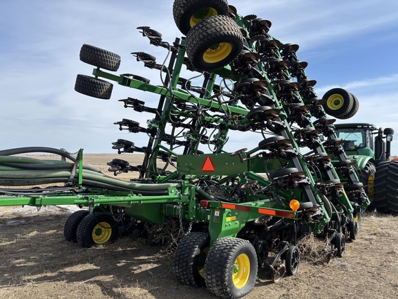 2019 John Deere 1895 Air Seeder