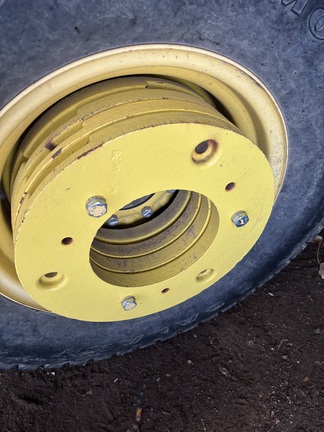 2011 John Deere 3520 Tractor Compact