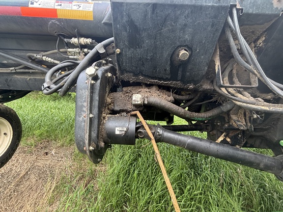 2011 MacDon FD70-40 Header Combine