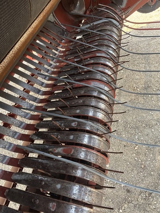 2003 AGCO Hesston 956 Baler/Round