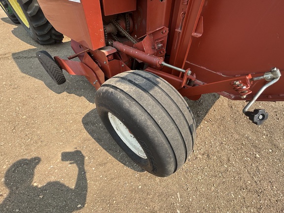 2003 AGCO Hesston 956 Baler/Round
