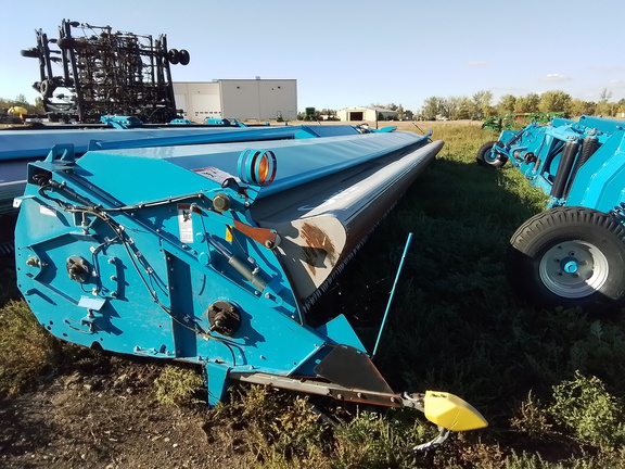 2014 Shelbourne cvs Header Combine