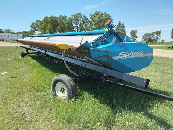 2011 Shelbourne cvs Header Combine