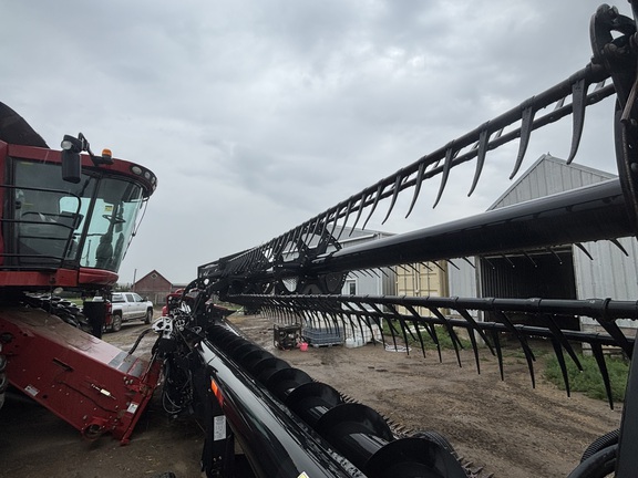 2011 Case IH 2162-40 Header Combine