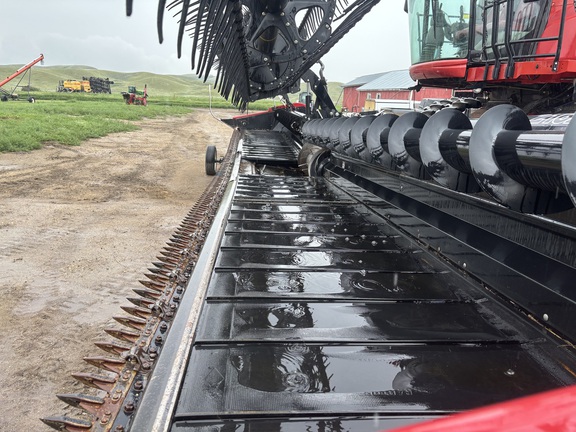 2011 Case IH 2162-40 Header Combine