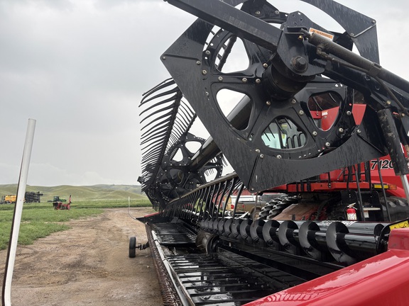 2011 Case IH 2162-40 Header Combine