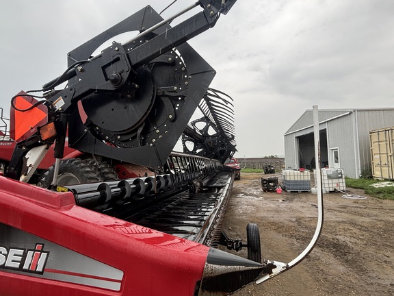 2011 Case IH 2162-40 Header Combine