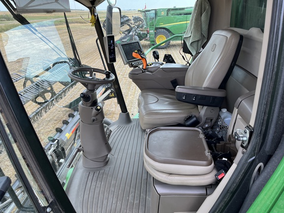 2019 John Deere S780 Combine
