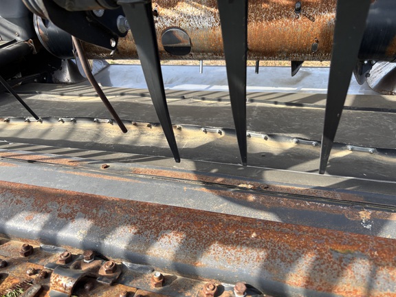 2019 MacDon FD135 Header Combine