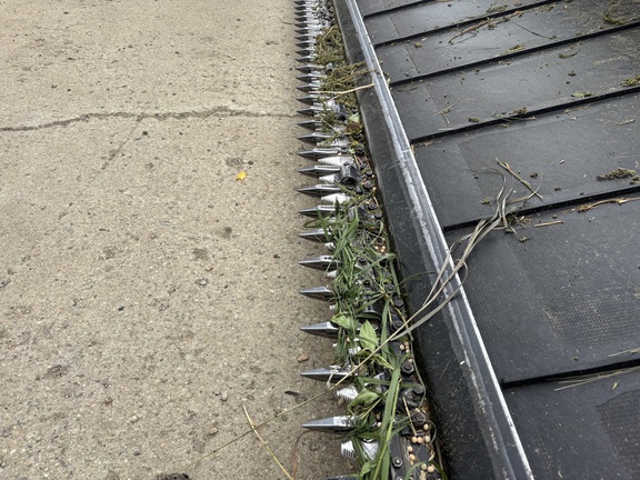 2020 MacDon FD140 Header Combine