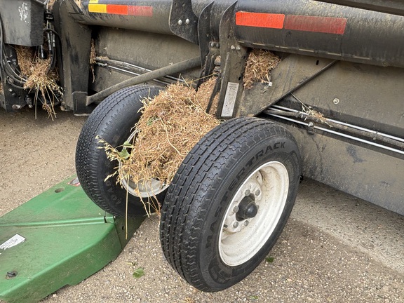 2020 MacDon FD140 Header Combine