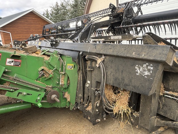 2020 MacDon FD140 Header Combine