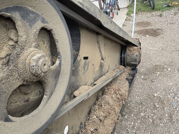 2020 MacDon FD140 Header Combine