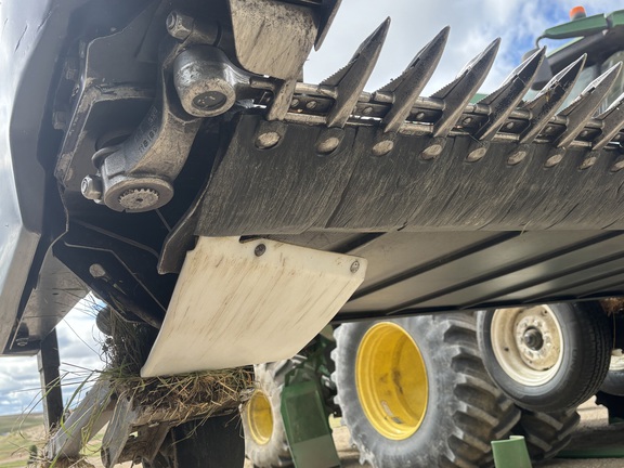 2020 MacDon FD140 Header Combine