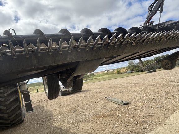 2020 MacDon FD140 Header Combine