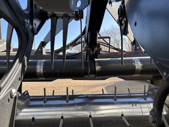 2019 MacDon FD135 Header Combine