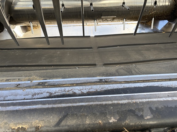 2019 MacDon FD135 Header Combine