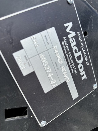 2021 MacDon FD140 Header Combine