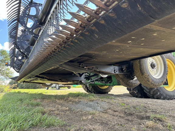 2021 MacDon FD140 Header Combine