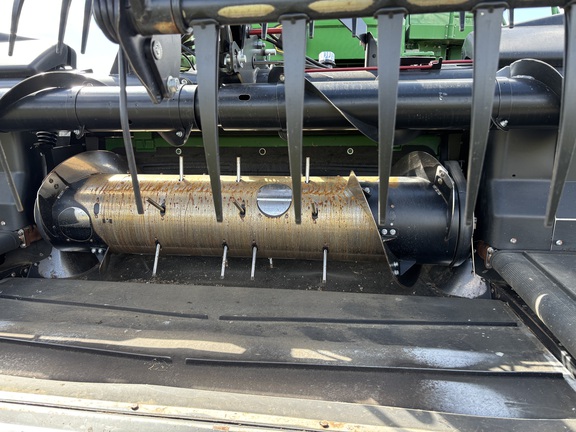 2021 MacDon FD140 Header Combine